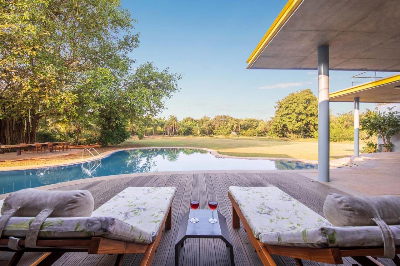 Jay House By Stayvista - Leisure Oasis With Pool, Snooker, Table Tennis & Foosball Fun Alībāg Eksteriør bilde