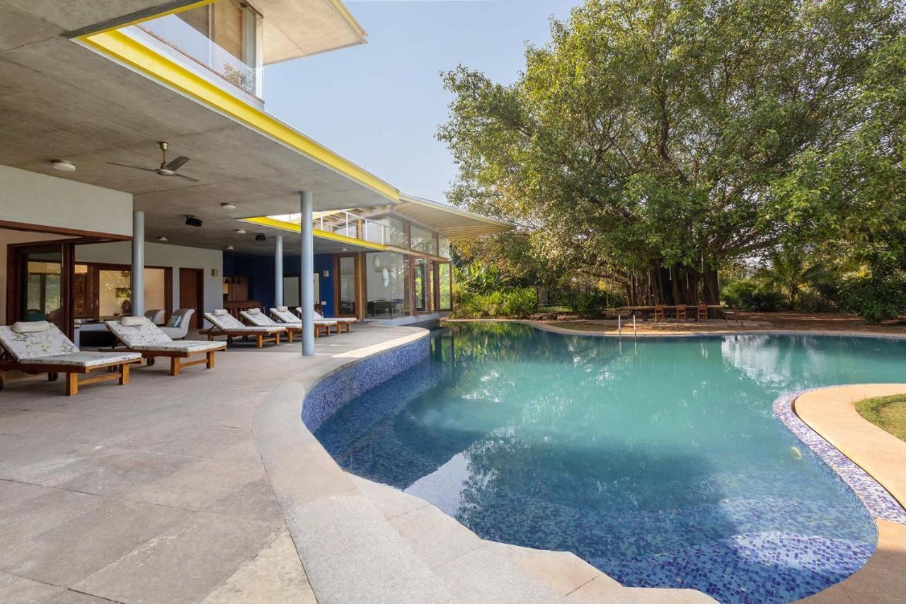 Jay House By Stayvista - Leisure Oasis With Pool, Snooker, Table Tennis & Foosball Fun Alībāg Eksteriør bilde