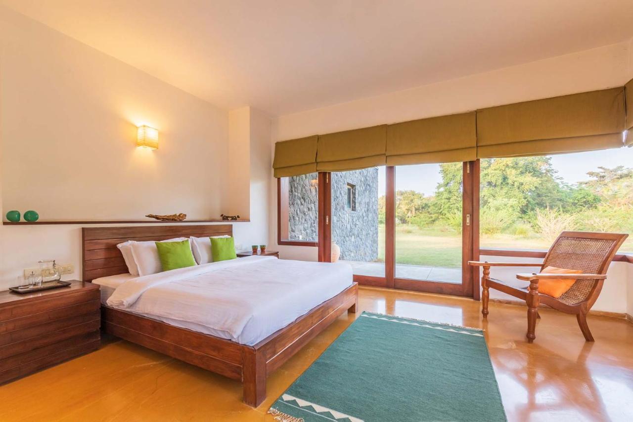 Jay House By Stayvista - Leisure Oasis With Pool, Snooker, Table Tennis & Foosball Fun Alībāg Eksteriør bilde